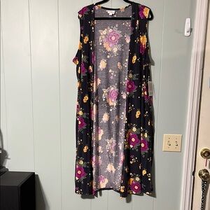 LuLaRoe Joy XL Floral Vest in Black and Purple